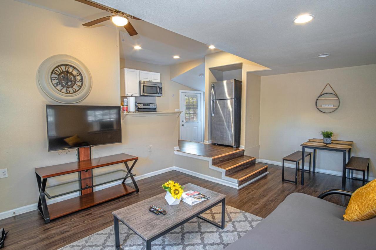 Houston St Guest House Near Downtown/Military Base San Antonio Bagian luar foto